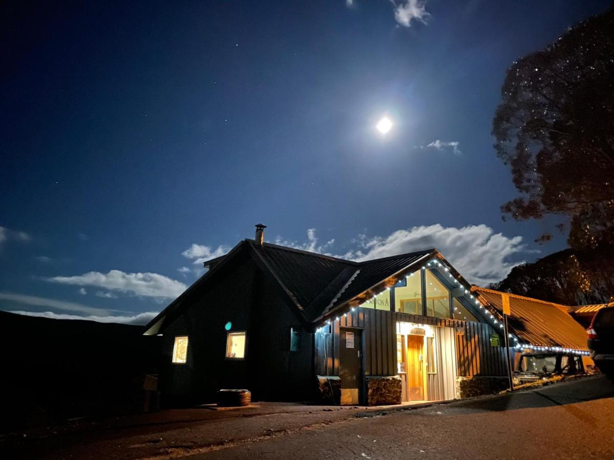 Cooroona Alpine Lodge Falls Creek Dış mekan fotoğraf