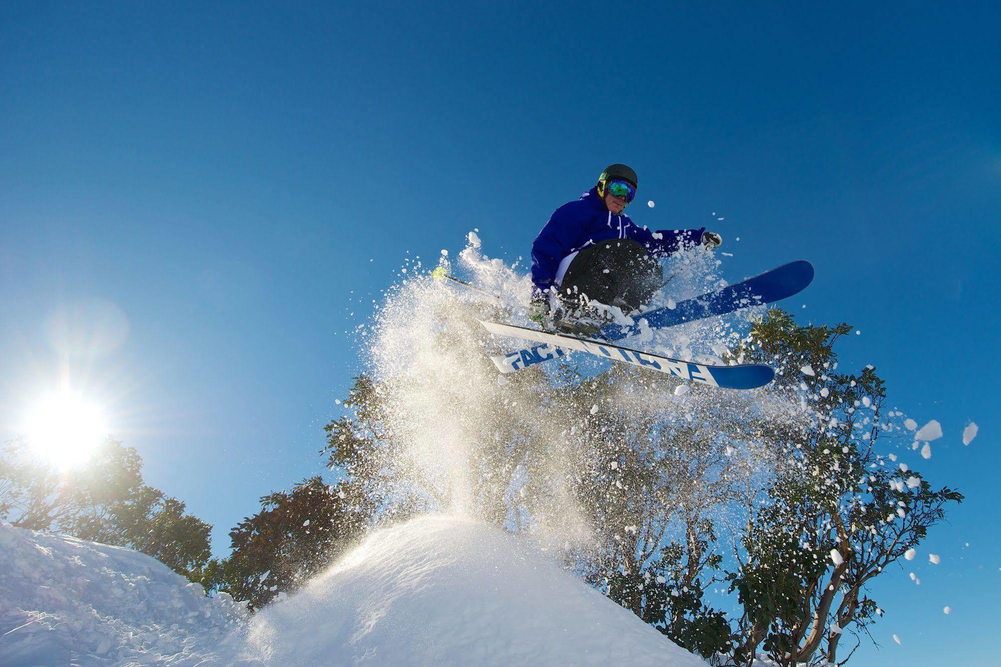 Cooroona Alpine Lodge Falls Creek Dış mekan fotoğraf